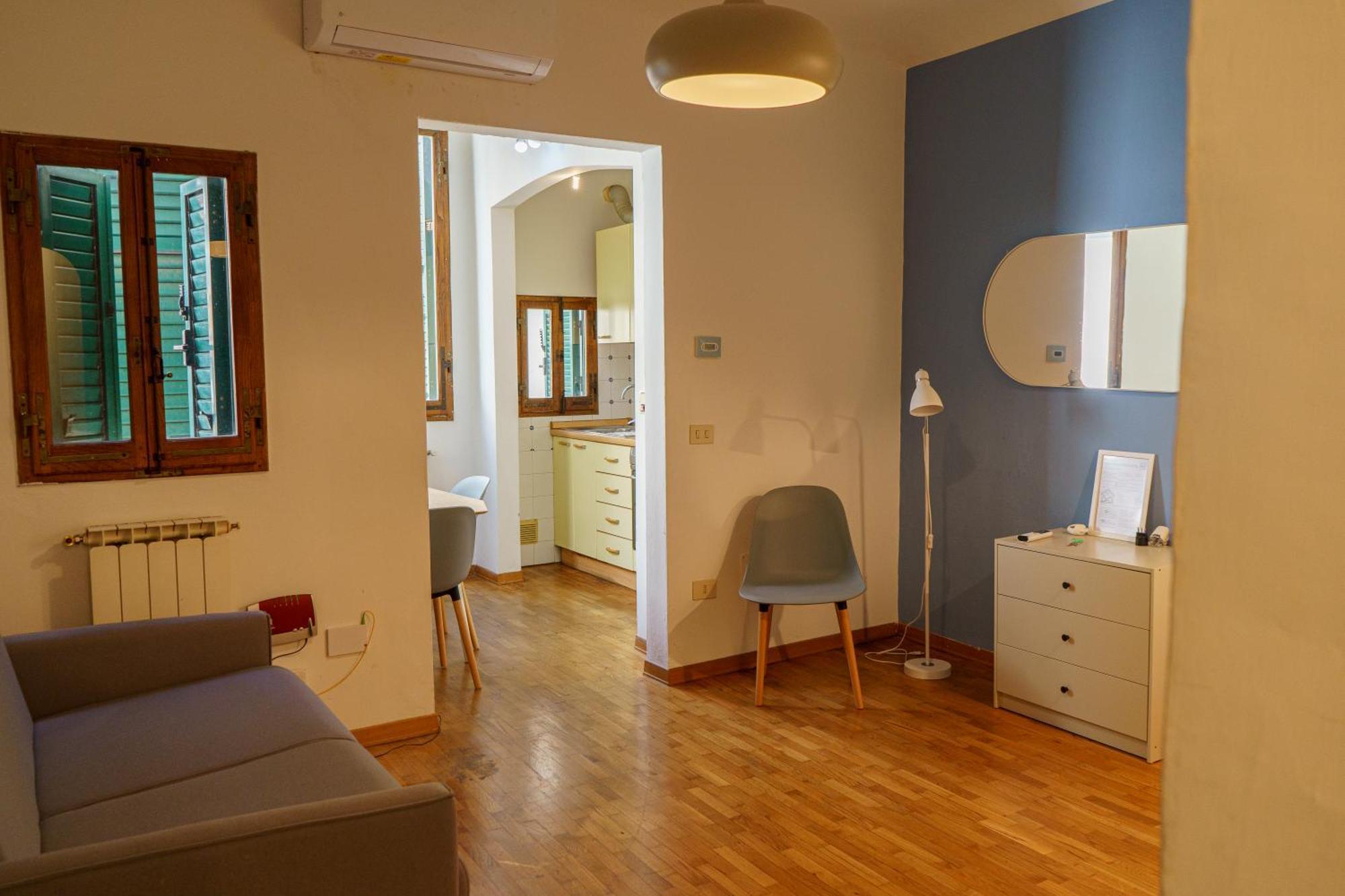 Central 1 Bedroom Apartment In The City Center Флоренція Екстер'єр фото